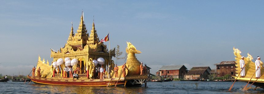 Festival der Pagoden auf dem Inle See in Myanmar