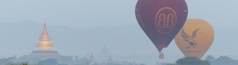 Morgendliche Ballonfahrt über den Pagodenfeldern von Bagan Myanmar Reisen